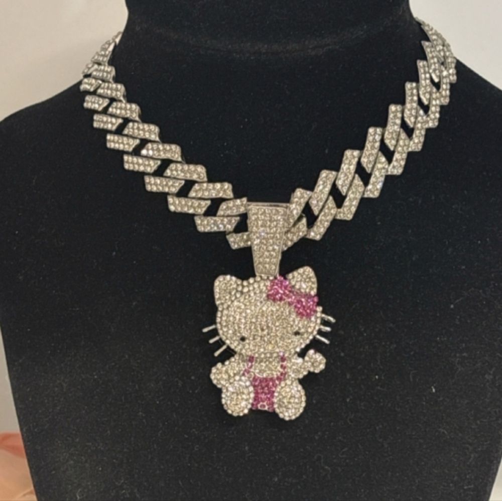 Hello Kitty Necklace